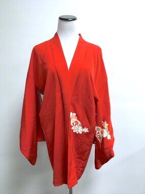 VINTAGE JAPANESE red silk floral KIMONO JACKET S M